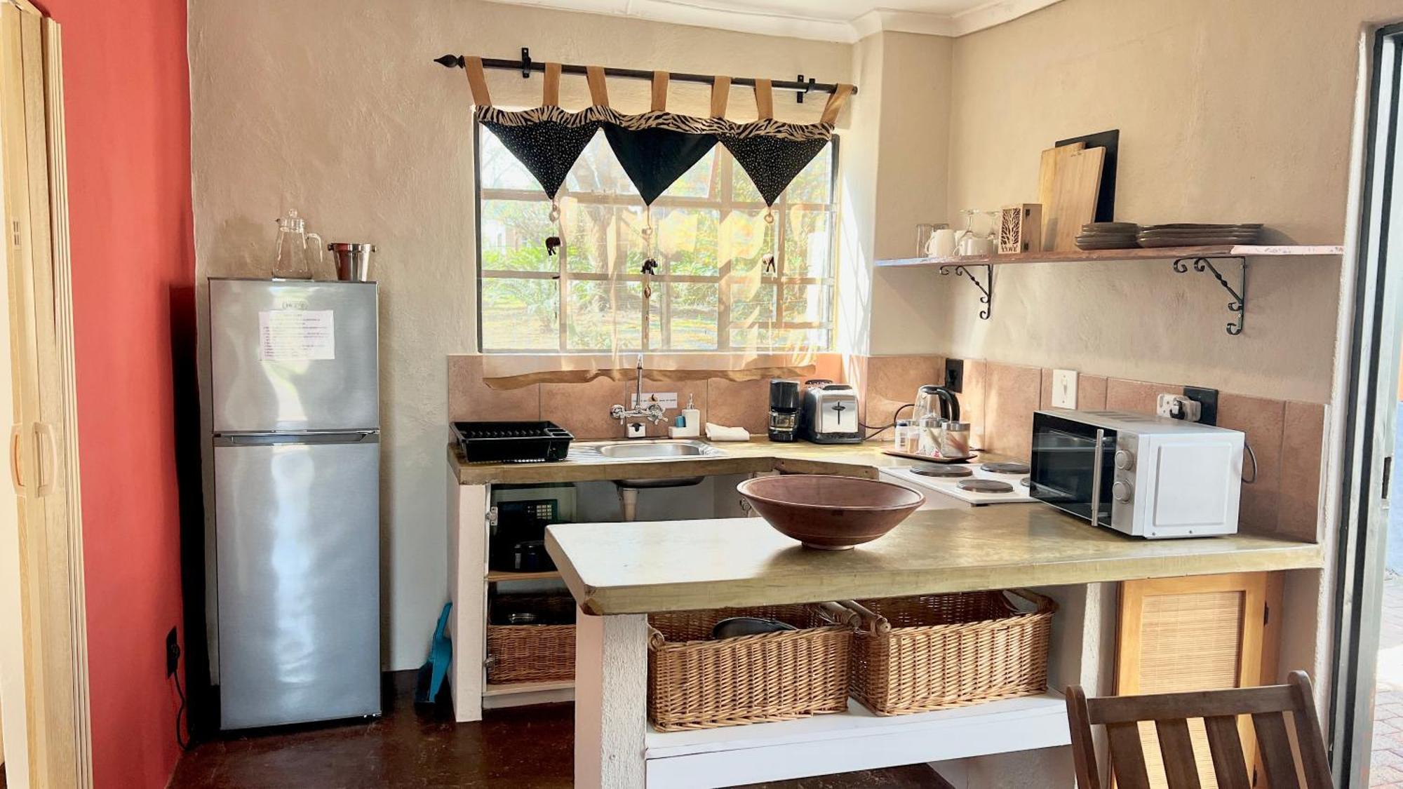 Apartment Loerieroep Estate - Mountainview Selfcatering Accommodation Nelspruit Mbombela