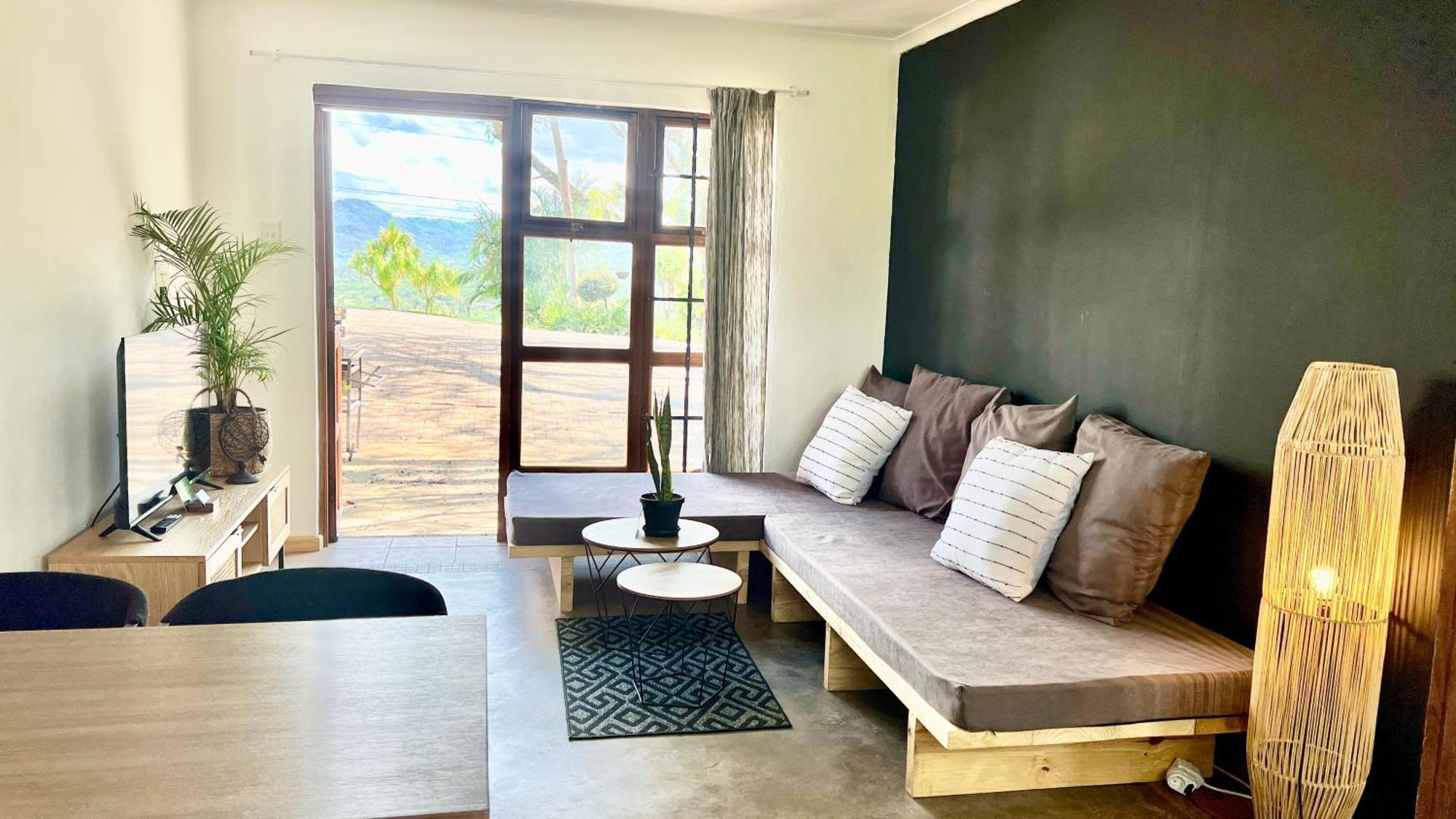 Loerieroep Estate - Mountainview Selfcatering Accommodation Nelspruit * Mbombela