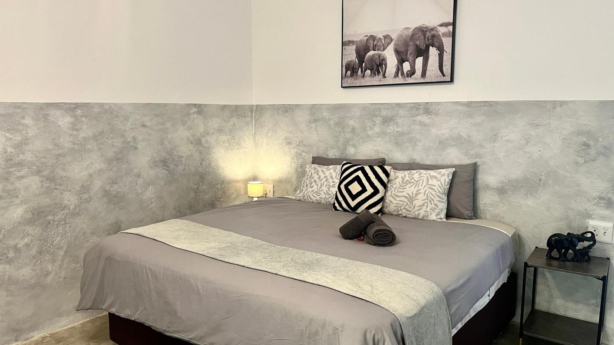 Loerieroep Estate - Mountainview Selfcatering Accommodation Nelspruit Mbombela