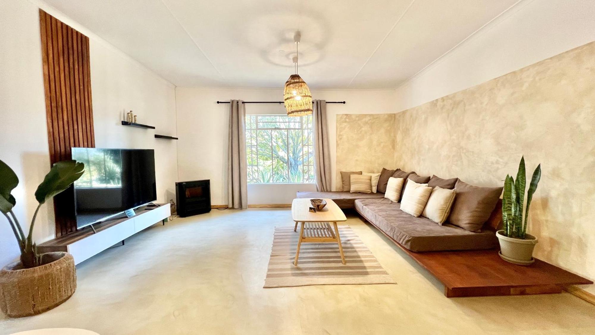 Apartment Loerieroep Estate - Mountainview Selfcatering Accommodation Nelspruit